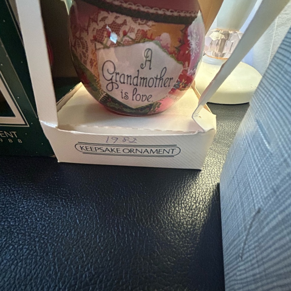 Keepsake Ornament with Floral Design